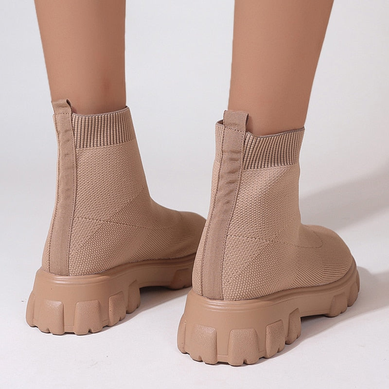 Low Chunky Platform Knitted Boots - Nxt Moda