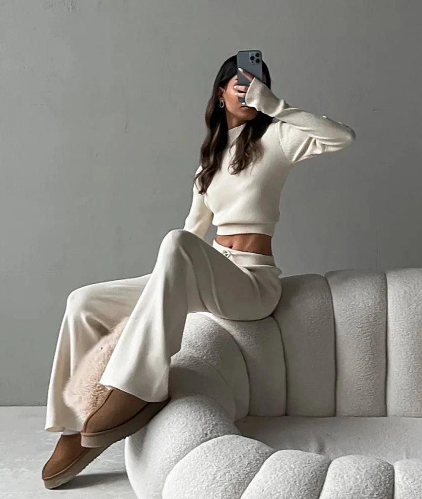 Ribbed Knitted Sweater and Slim Pants 2-Piece Winter Outfit