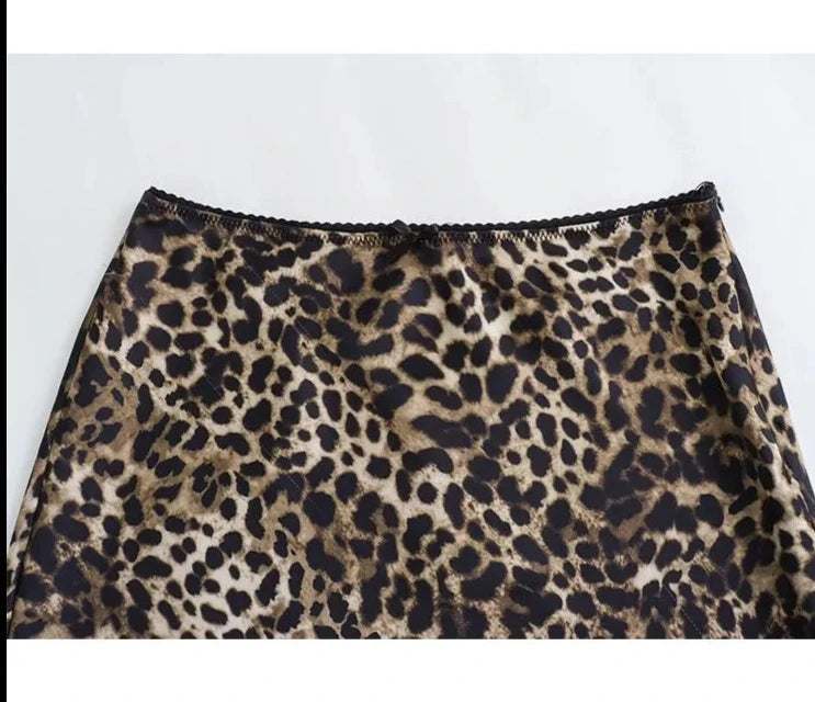 Vintage Leopard Print Midi Skirt - Nxt Moda